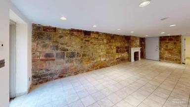 Main picture of 19 Fulton St