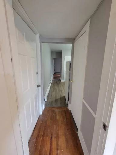 Main picture of 61 Church St