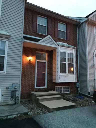 Main picture of 319 Palmerston Ct