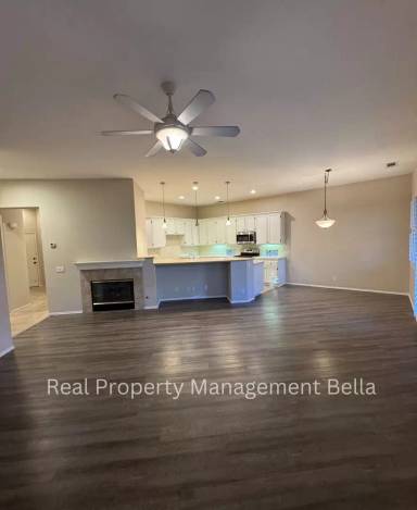Main picture of 29790 Painted Desert Dr