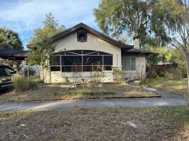 Main picture of 438 NE 9th Ave