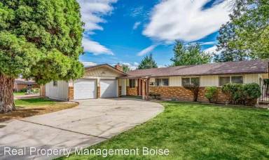 Main picture of 735 W Carlton Ave
