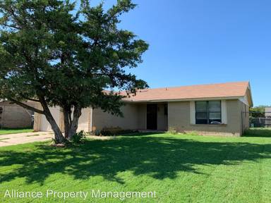 Main picture of 1067 Raintree Mansion