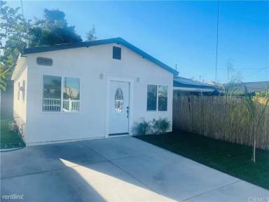 Main picture of 13707 S Willowbrook Ave