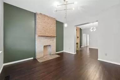 Main picture of 1621 Oak St