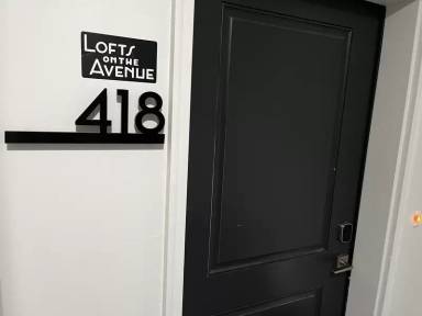 Main picture of 5072 North University Avenue - 101