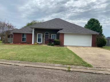 Main picture of 608 E Abbey Pl