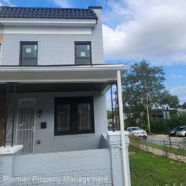 Main picture of 1301 Poplar Grove St
