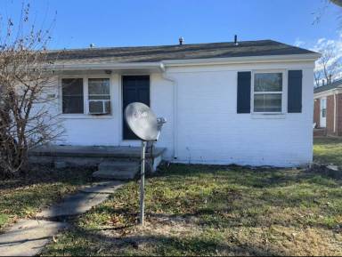Main picture of 548 S Woodlawn Blvd
