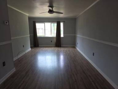Main picture of 2215 Hillcrest Ave