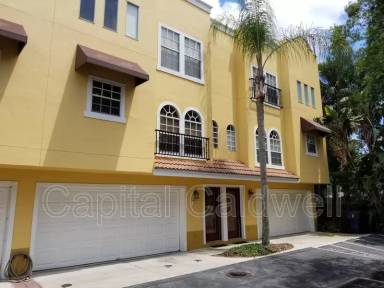 Main picture of 3310 Las Campos Pl