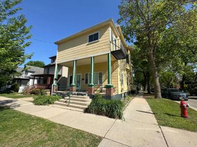 Main picture of 1202 Chandler St