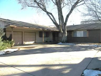 Main picture of 415 E Swallow Rd