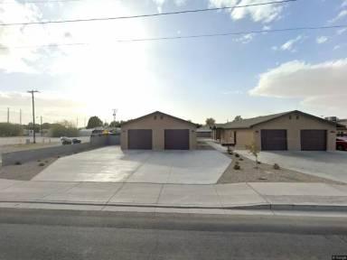 Main picture of 148 S Avenue B