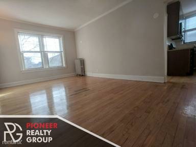 Main picture of 2112 W Ainslie St
