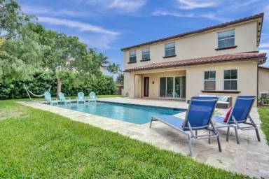 Main picture of 6455 SW 55th Pl