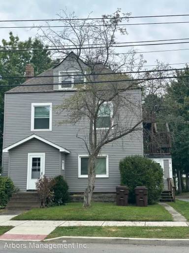 Main picture of 603 S Center St