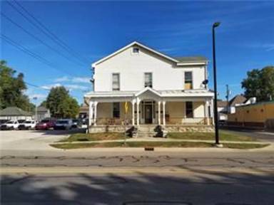 Main picture of 316 W 2nd St