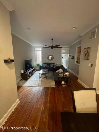 Main picture of 2611 N Calvert St