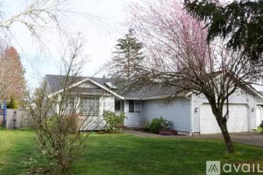 Main picture of 5702 Crystal Ct SE
