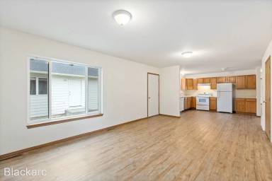 Main picture of 404 Rice Ln