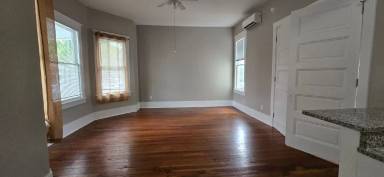 Main picture of 501 E Park Ave