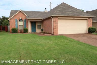 Main picture of 1077 Jessica Lauren Dr