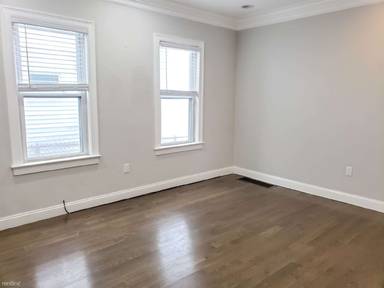 Main picture of 25 Hecla St