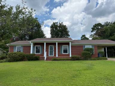 Main picture of 7218 Godfrey Dr