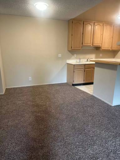 Main picture of 527 N Bellflower Blvd