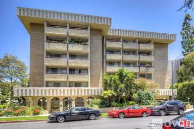 Main picture of 1300 Midvale Ave