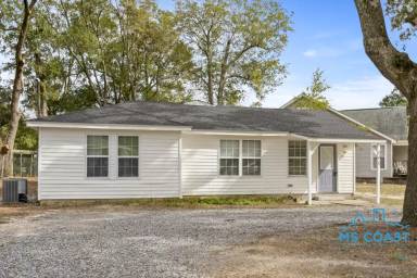 Main picture of 340 Hiller Dr