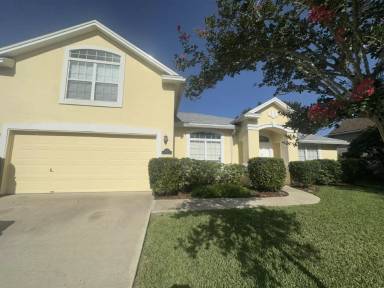 Main picture of 640 Grand Parke Dr