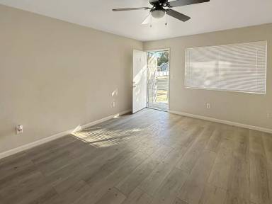 Main picture of 500 Texas St