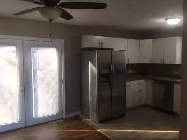 Main picture of 3530 S 78th St