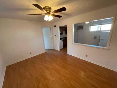 Main picture of 340 6th Ave