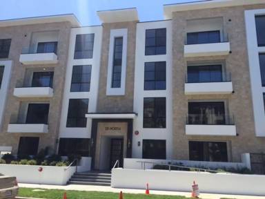 Main picture of 121 N Clark Dr