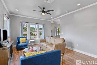 Main picture of 126 Groveland Pl