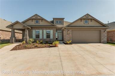 Main picture of 18800 Visto Dr