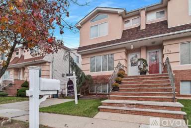 Main picture of 133 Livingston Ave