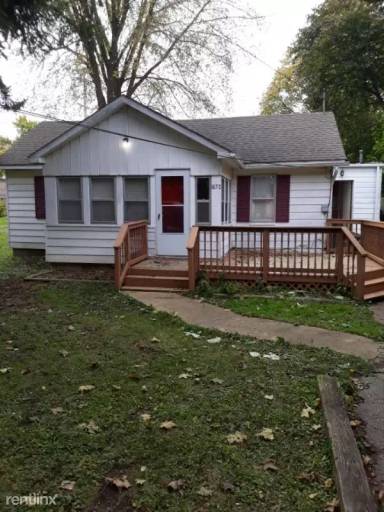 Main picture of 1852 Beechmont St