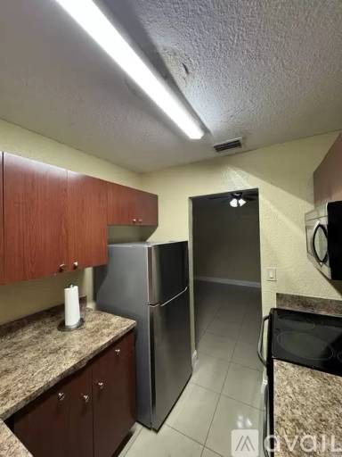 Main picture of 124 NW 61st St