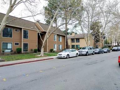 Main picture of 9025 Alcosta Blvd