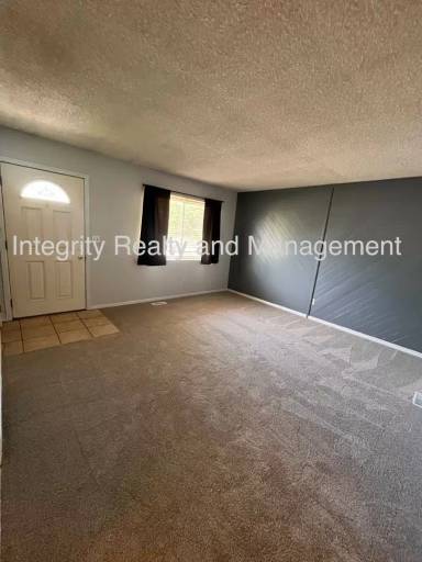 Main picture of 11942 S Clayson St