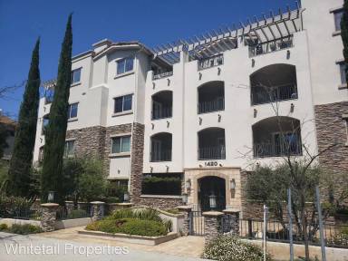 Main picture of 1420 S Bundy Dr