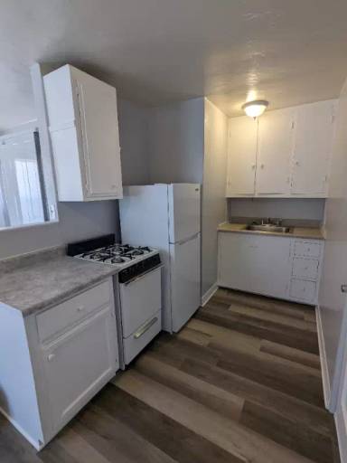 Main picture of 2021 Louise Ave