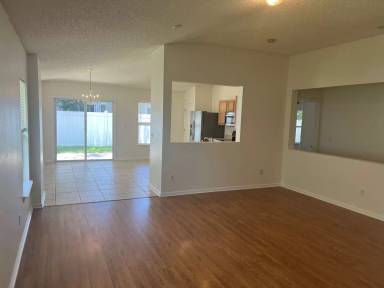 Main picture of 254 Cezanne Cir