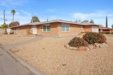 Main picture of 3101 Polk Ave
