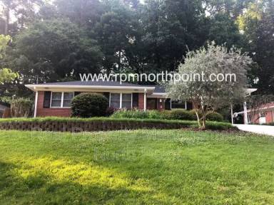 Main picture of 1323 Christmas Ln NE