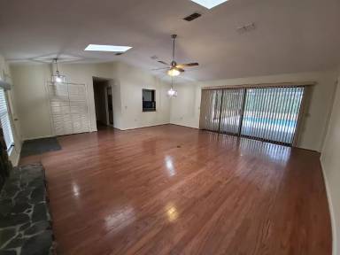 Main picture of 9 Dahoon Ct S